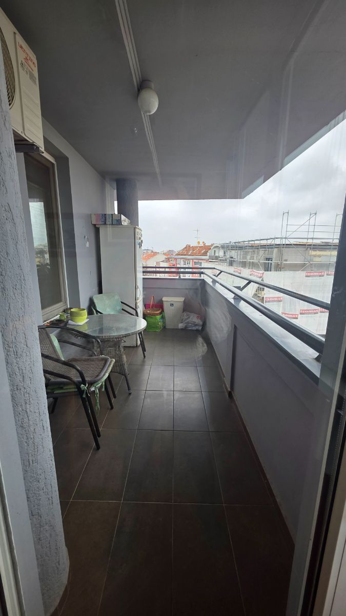 Prodaje se Trosoban stan na Žitnom trgu